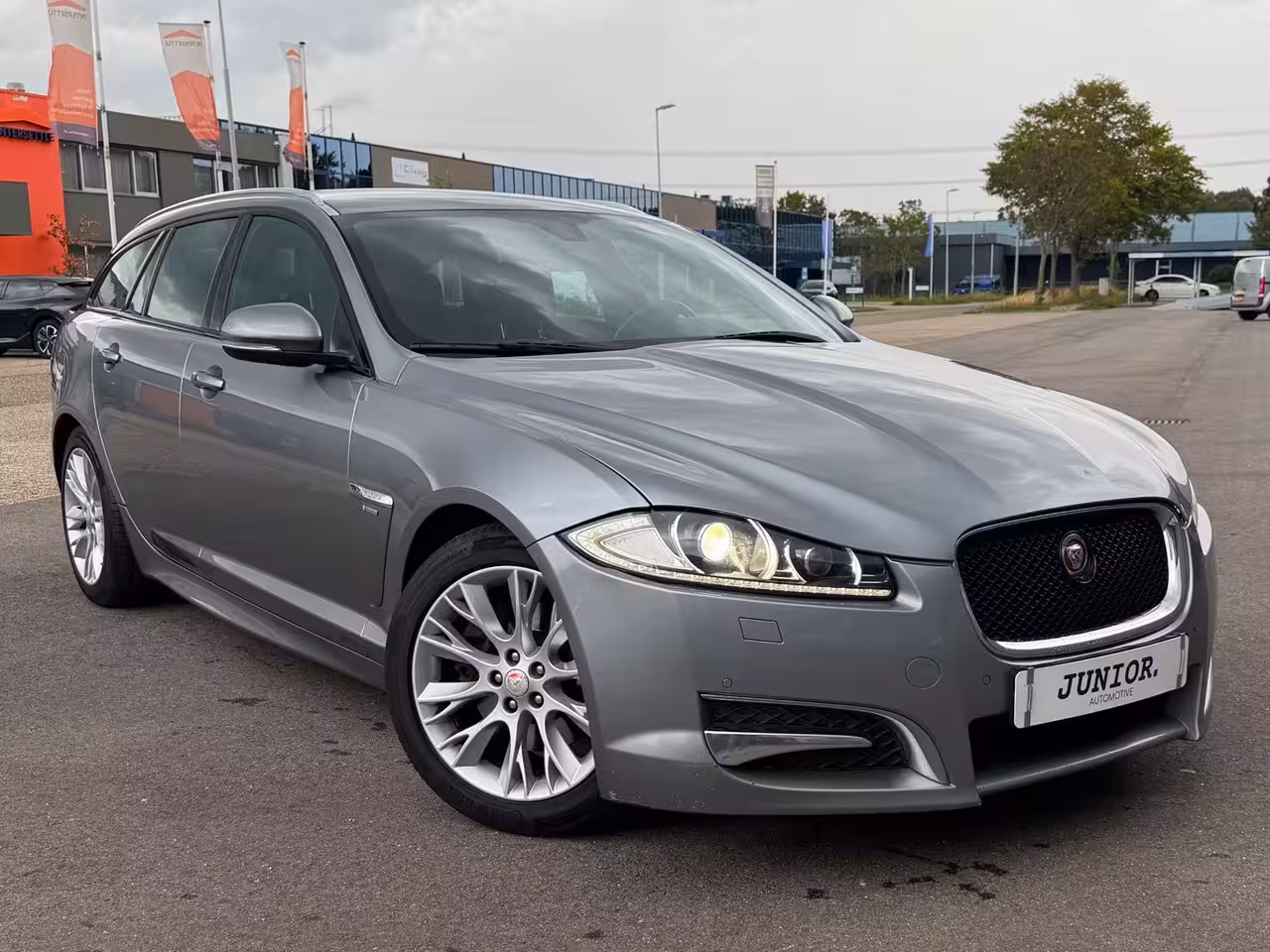 Jaguar XF Sportbrake 2.2D R-DESIGN/MEMORY/STUUR-STOELVERWARMING/CRUISE