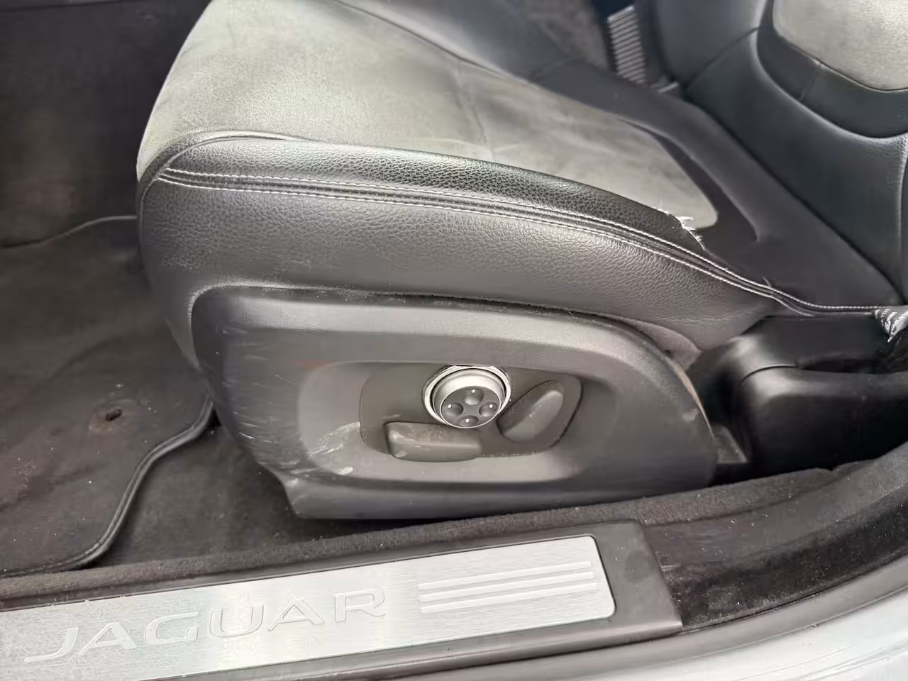 Jaguar XF Sportbrake 2.2D R-DESIGN/MEMORY/STUUR-STOELVERWARMING/CRUISE