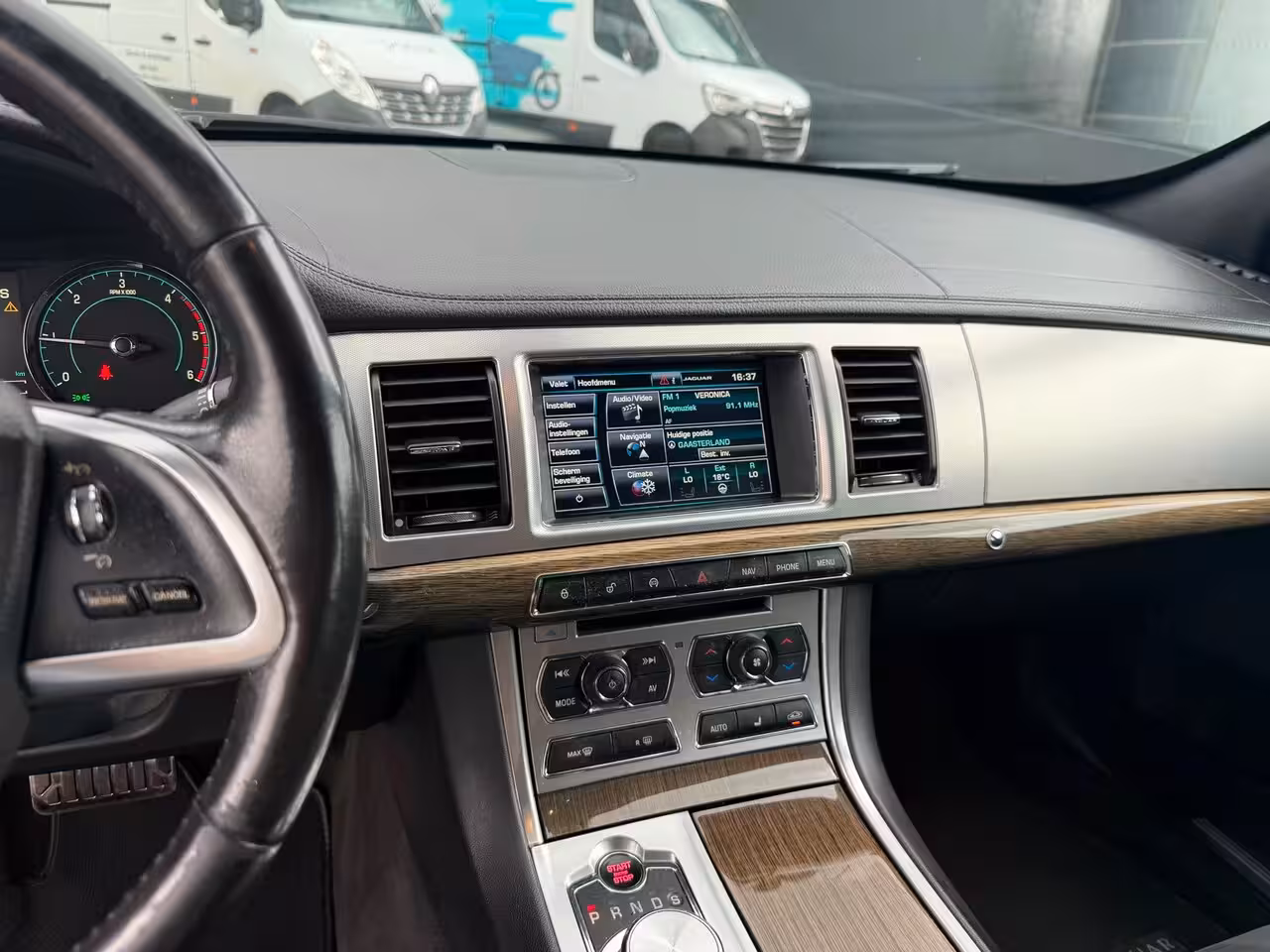 Jaguar XF Sportbrake 2.2D R-DESIGN/MEMORY/STUUR-STOELVERWARMING/CRUISE