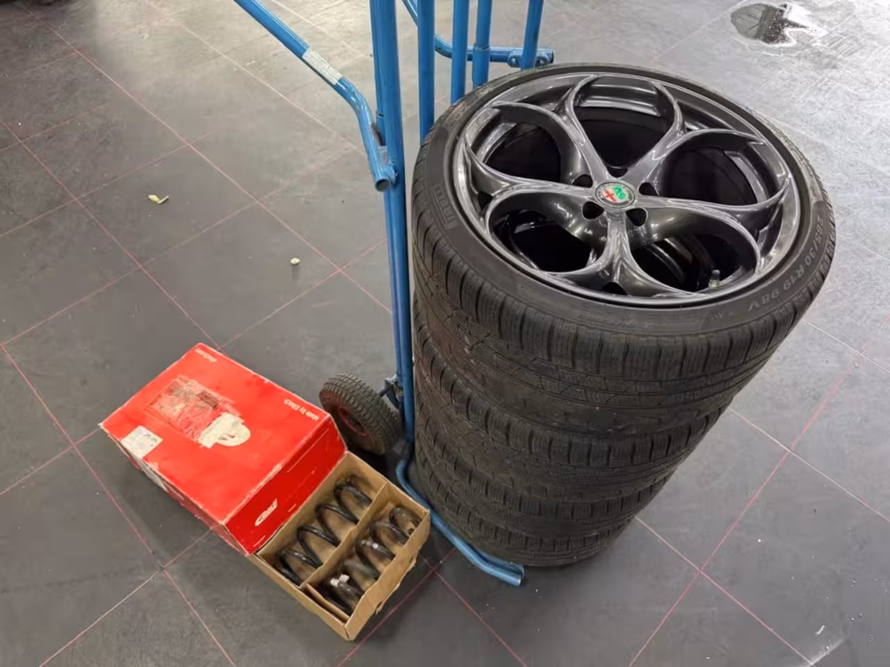Alfa Romeo Giulia 2.9 V6 QUADRIFOGLIO Carbon pakket Sparco kuipstoelen Carplay Perfect onderhouden
