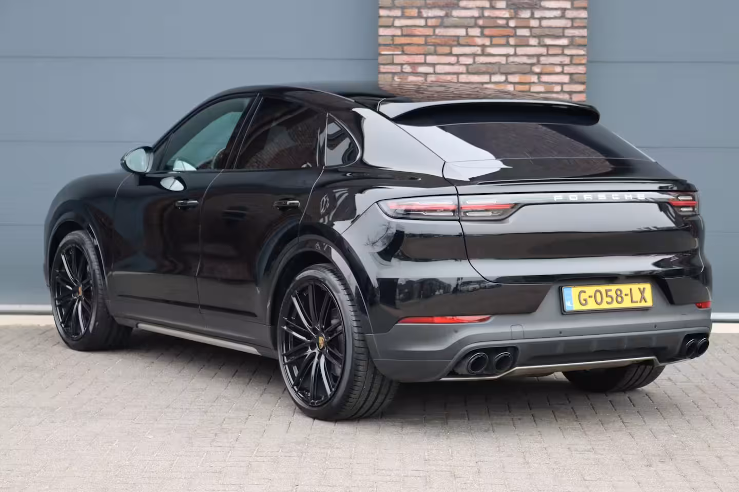 Porsche Cayenne Coupé 3.0 Aut8 | Luchtvering | Panoramadak | BOSE | Trekhaak | Leder | Memory | Stoelverwarming
