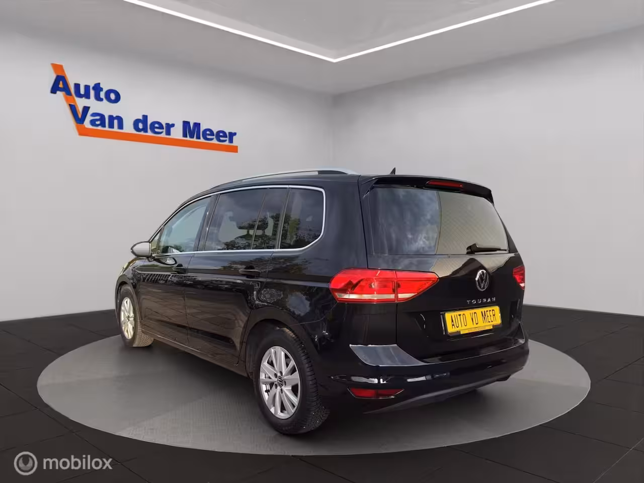 Volkswagen Touran 1.5 TSI Highline 7p All in prijs