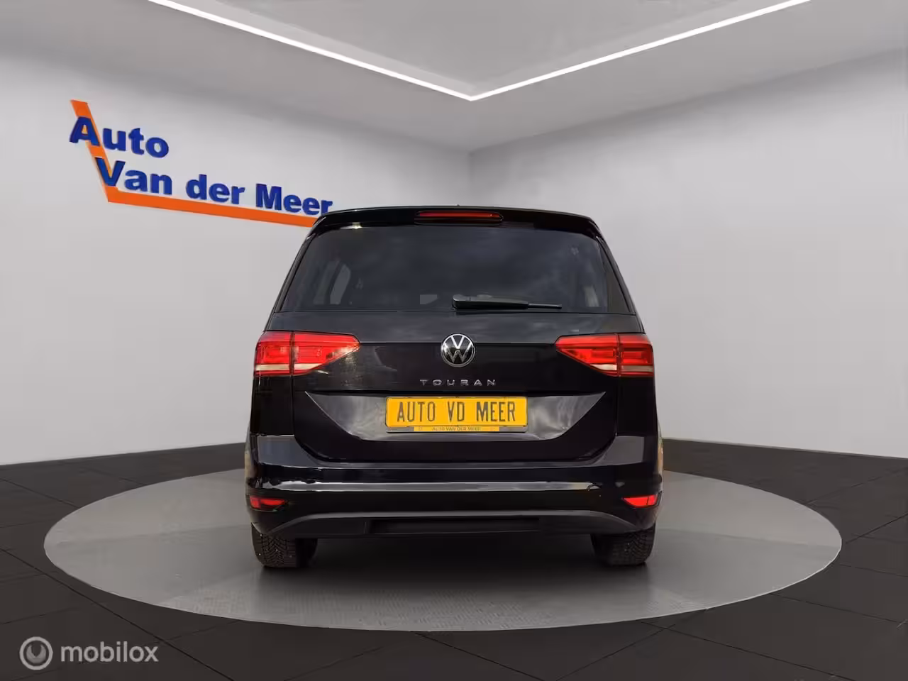 Volkswagen Touran 1.5 TSI Highline 7p All in prijs
