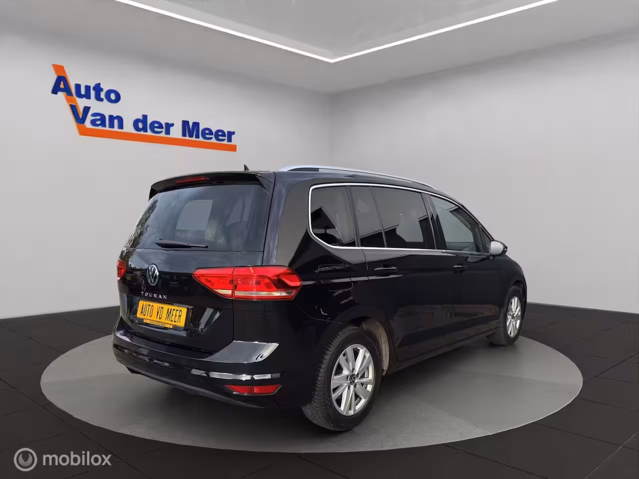 Volkswagen Touran 1.5 TSI Highline 7p All in prijs