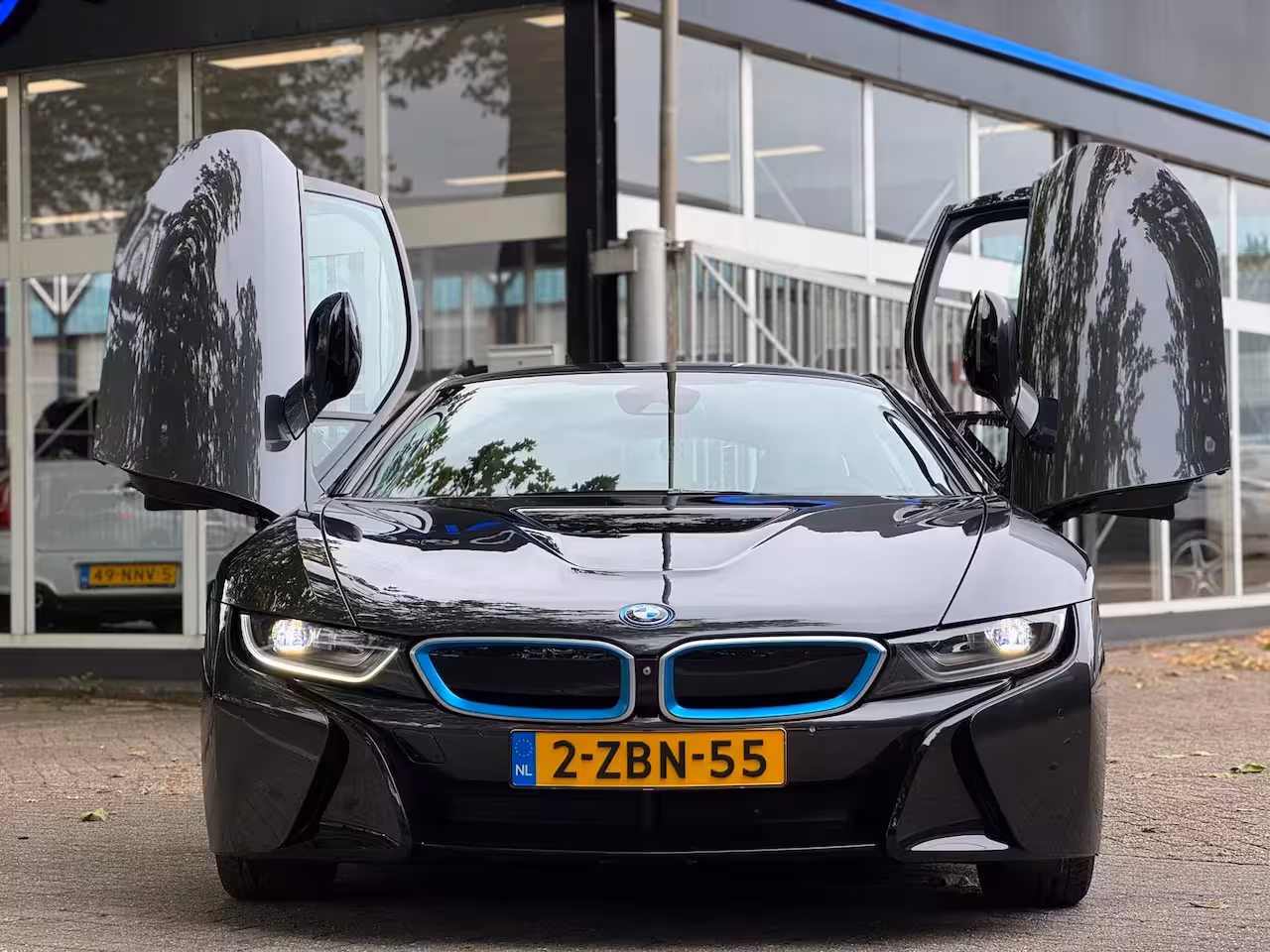 BMW i8 1.5 First Edition 96% SOH Plug-in Hybrid 3 NL auto Lage kms 360 cam