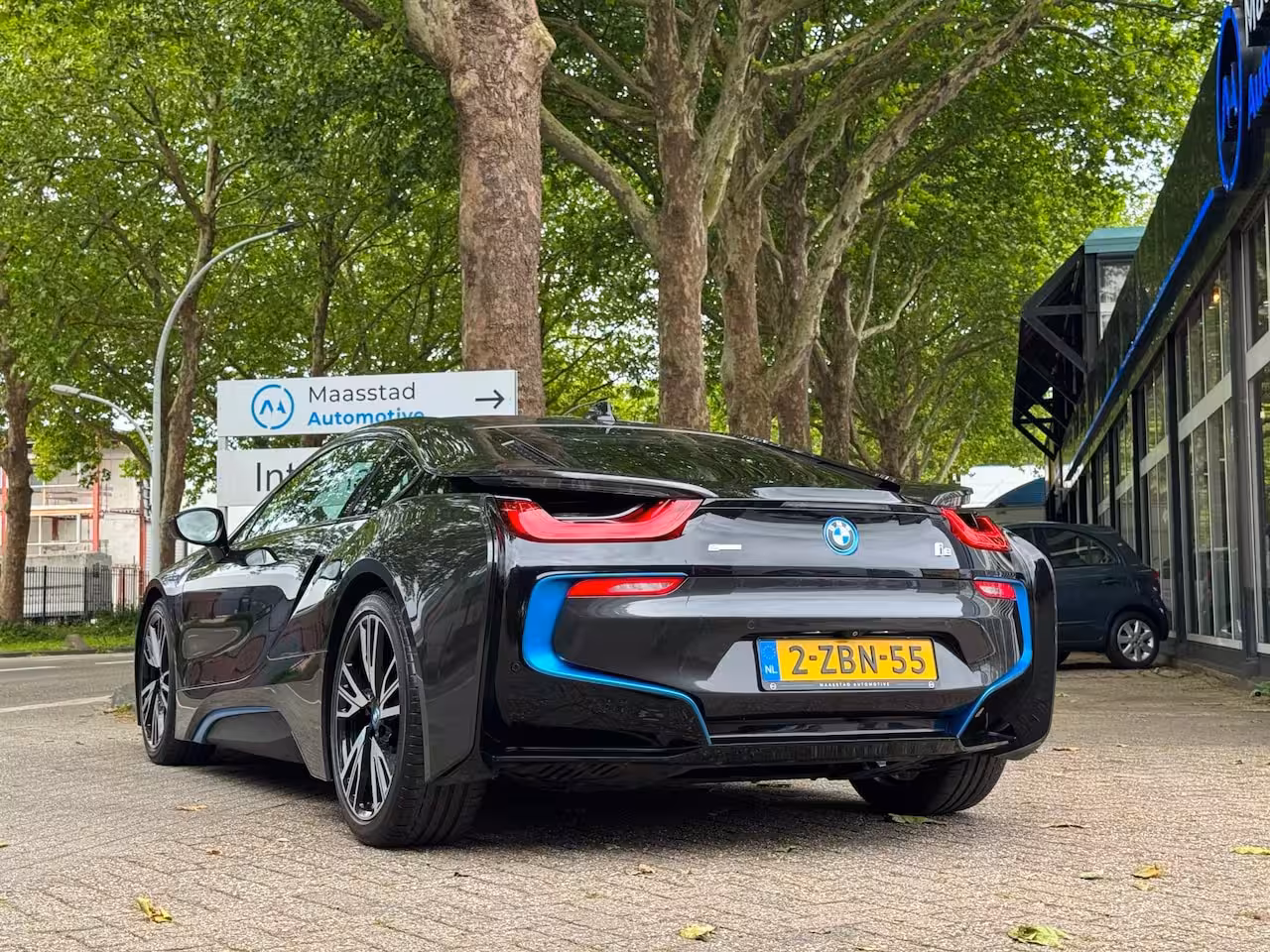 BMW i8 1.5 First Edition 96% SOH Plug-in Hybrid 3 NL auto Lage kms 360 cam