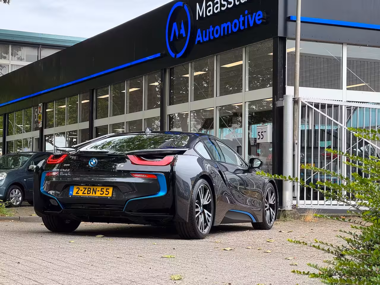 BMW i8 1.5 First Edition 96% SOH Plug-in Hybrid 3 NL auto Lage kms 360 cam