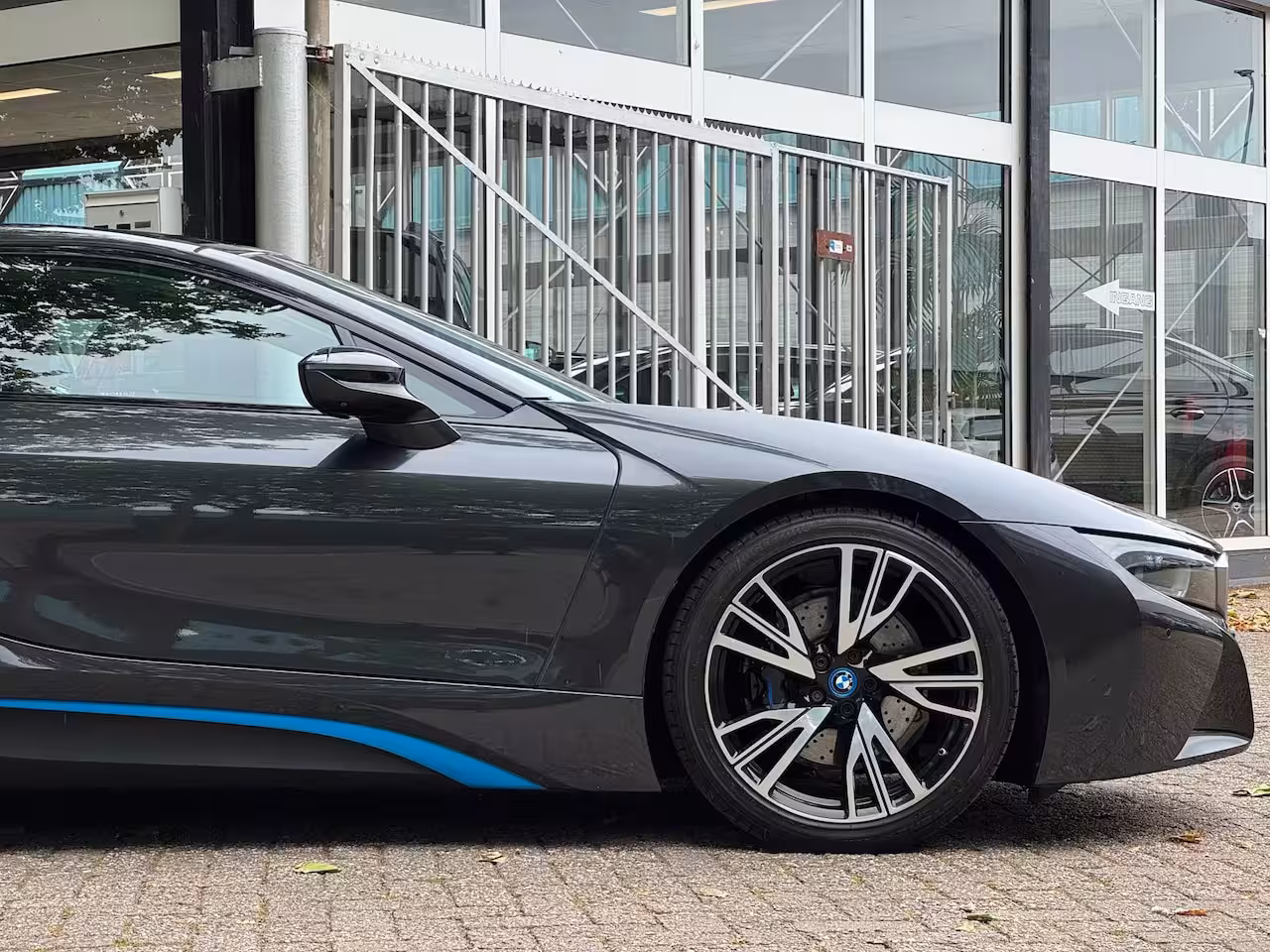 BMW i8 1.5 First Edition 96% SOH Plug-in Hybrid 3 NL auto Lage kms 360 cam