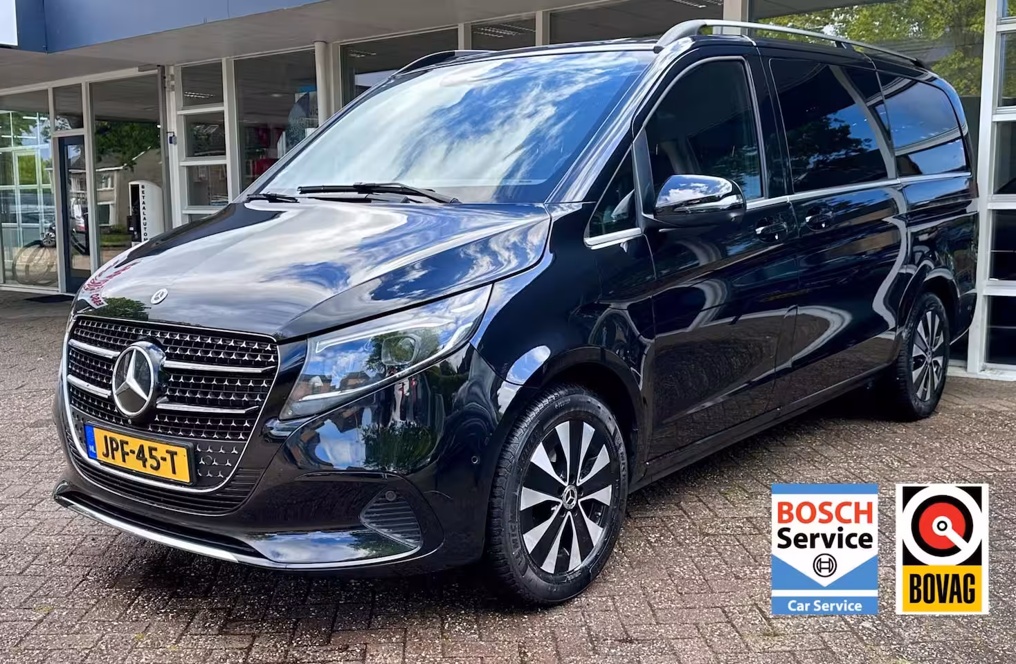 Mercedes-Benz V-klasse 300d Lang Avantgarde 7p. INCL. BPM Led, 360 Camera, Leer