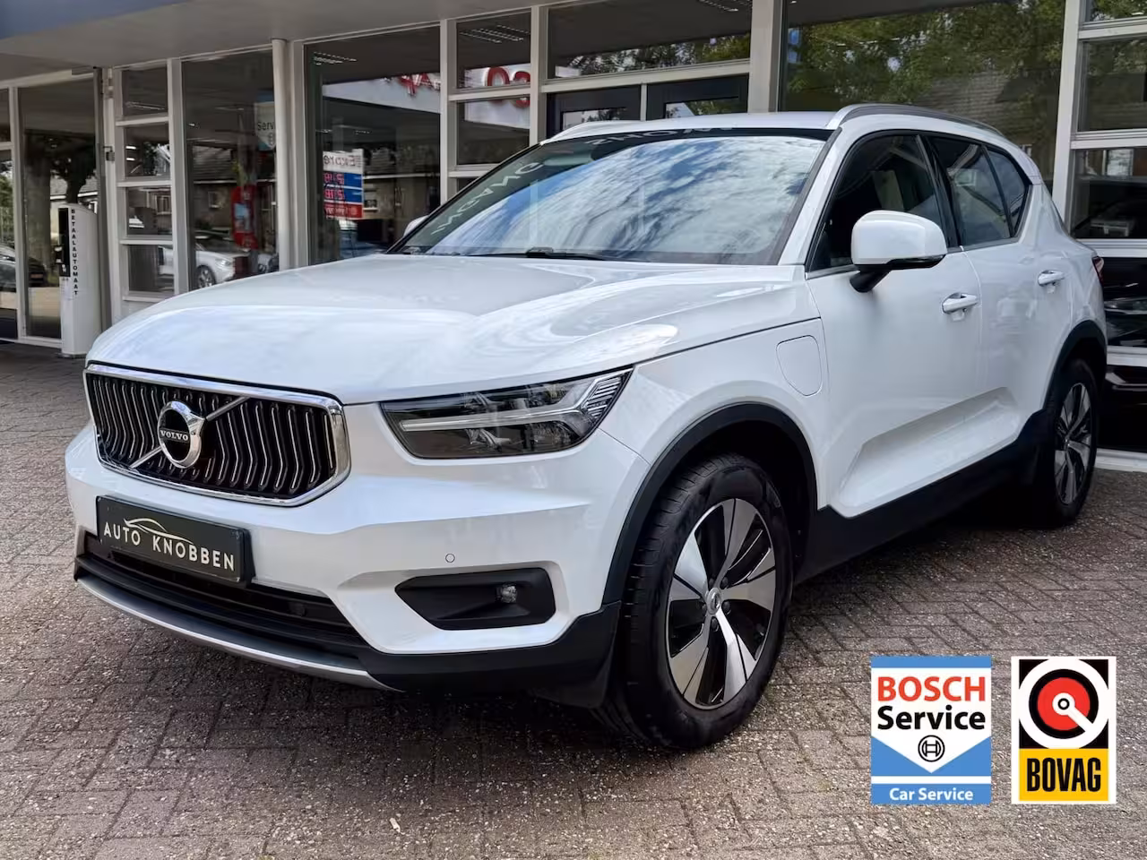 Volvo XC40 1.5 T5 Twin Engine Momentum Pro