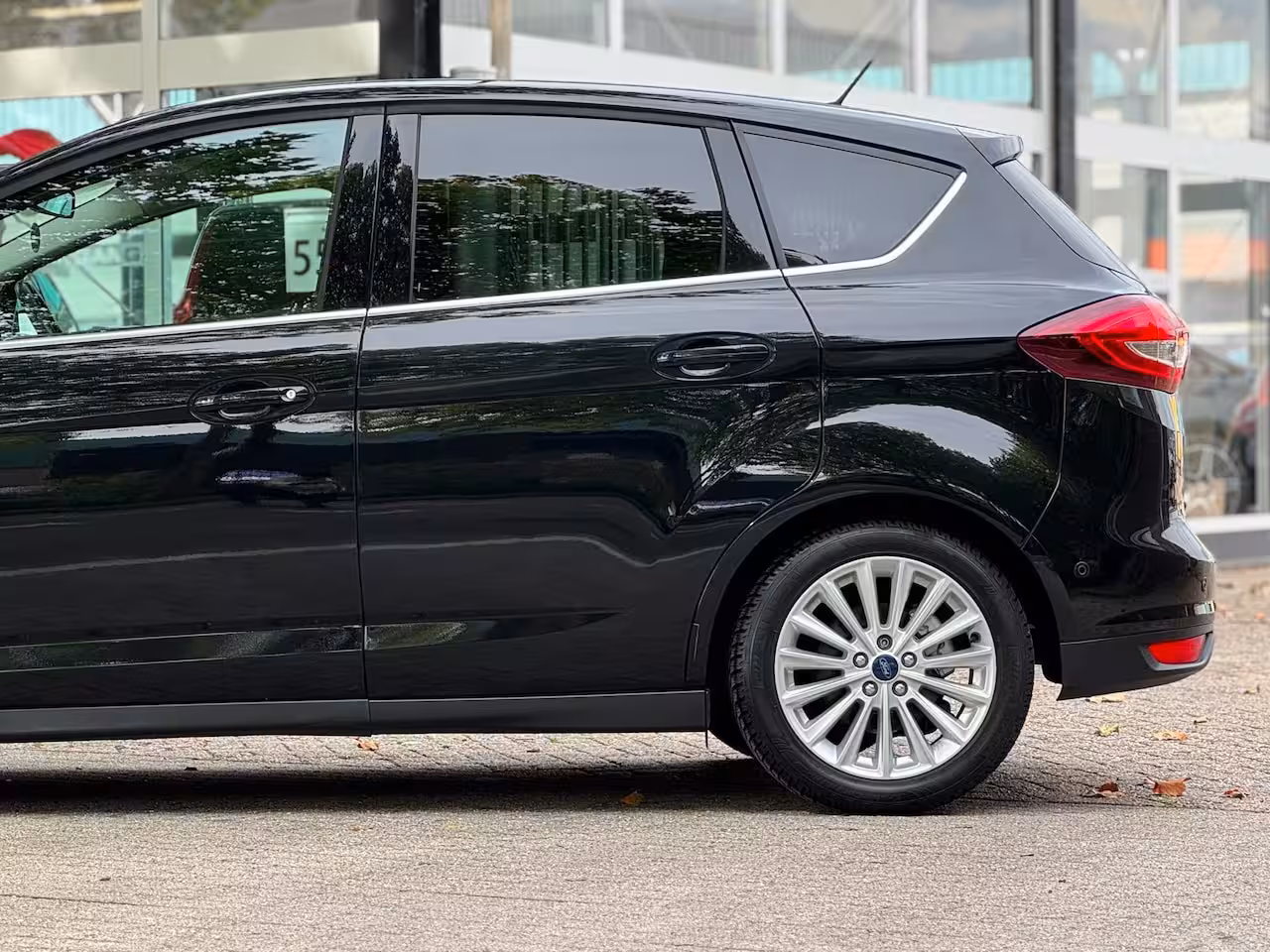 Ford C-Max 1.0 Titanium Zeer lage KMS NAP Luxe uitvoering Facelift