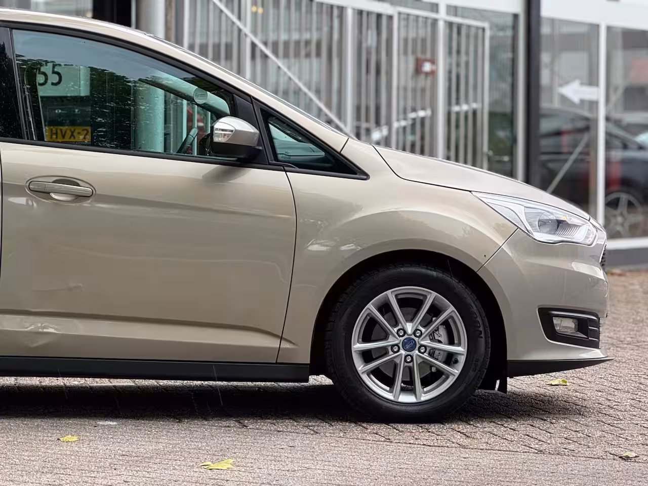 Ford C-Max 1.0 Titanium Facelift Airco Cruise Luxe uitvoering NWE APK