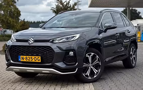 Suzuki Across 2.5 PLUG-IN STYLE TREKHAAK CARPLAY SENSOREN STOEL EN STUURVERWARMING