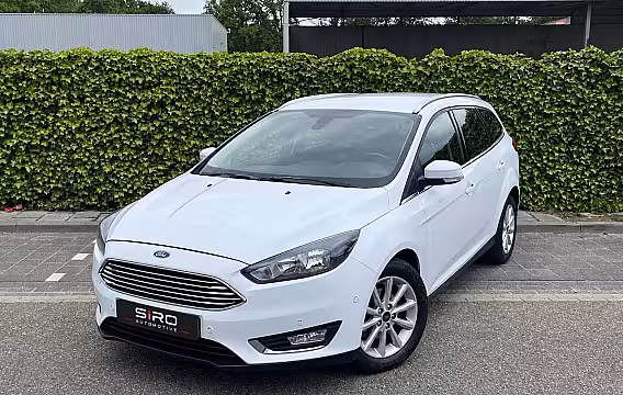 Ford Focus Wagon 1.0 Titanium * Navi * Nieuwe Distr. * Garantie