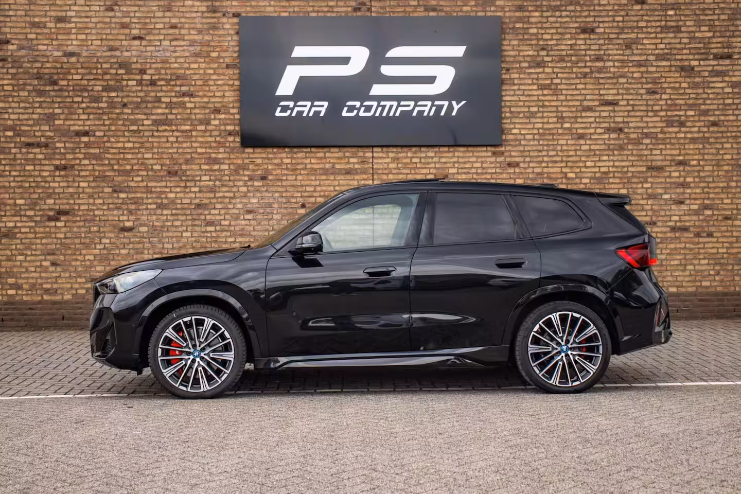 BMW iX1 xDrive30 67 kWh M-Sport Pro, BTW, SOH 96%, Pano