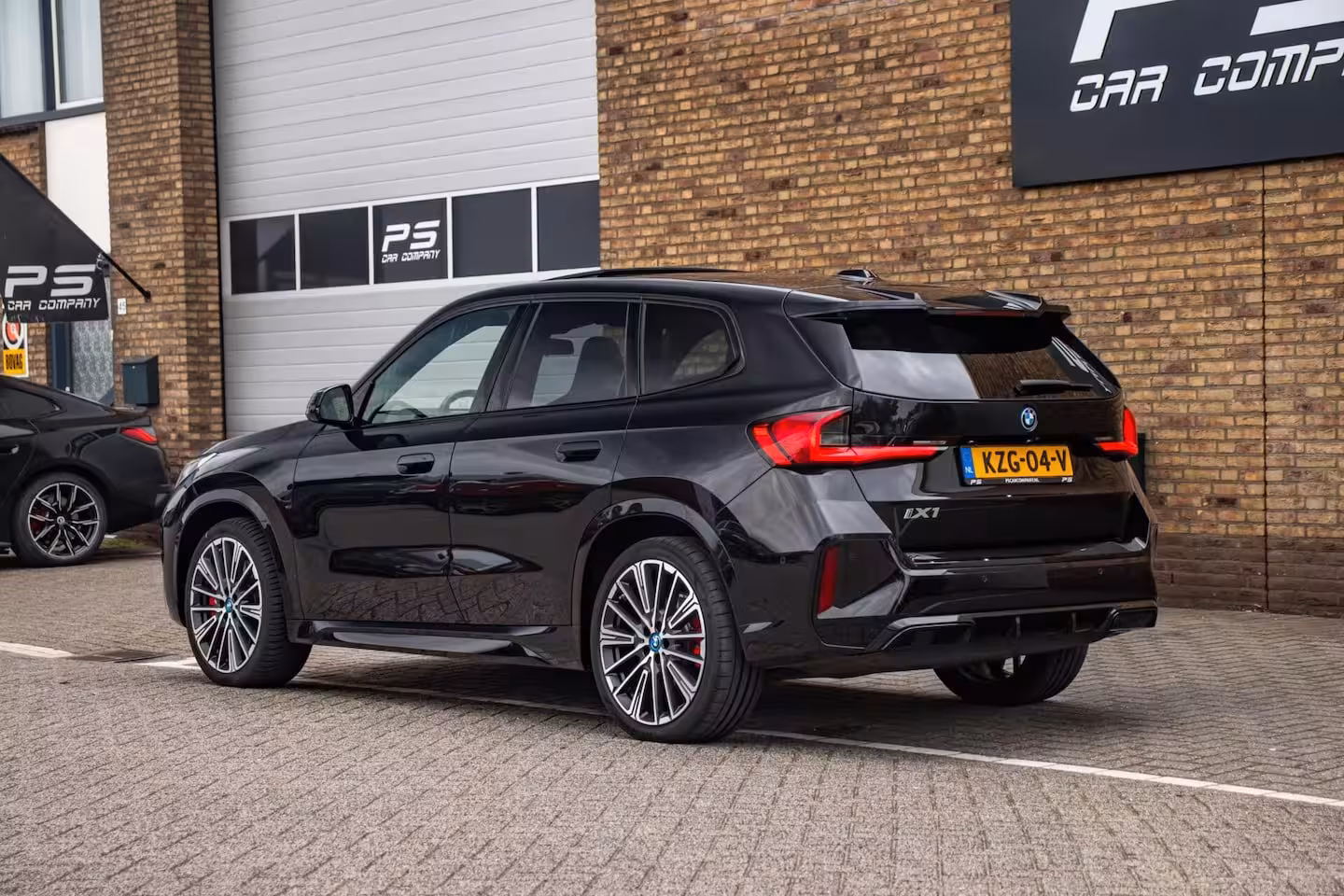 BMW iX1 xDrive30 67 kWh M-Sport Pro, BTW, SOH 96%, Pano