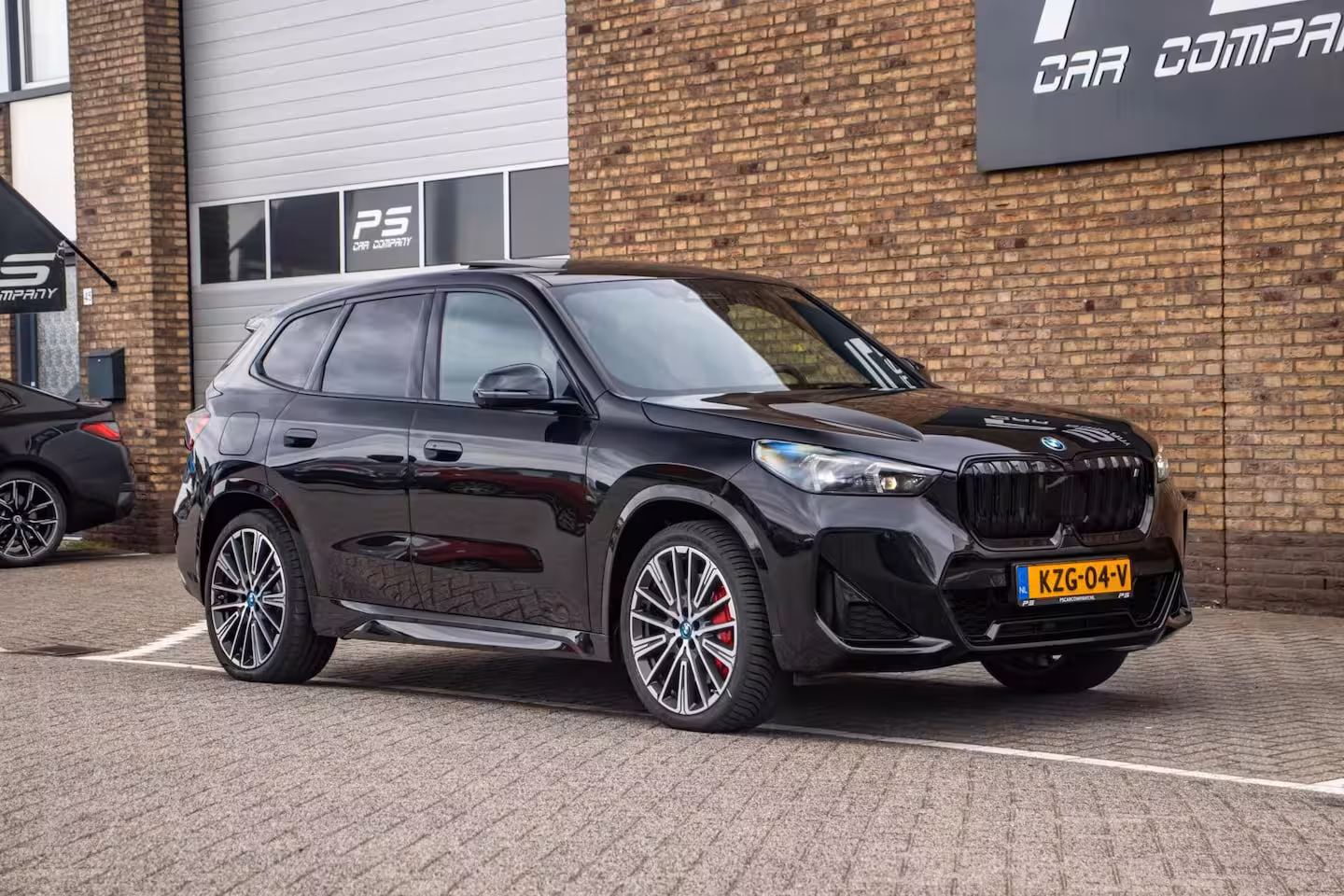 BMW iX1 xDrive30 67 kWh M-Sport Pro, BTW, SOH 96%, Pano