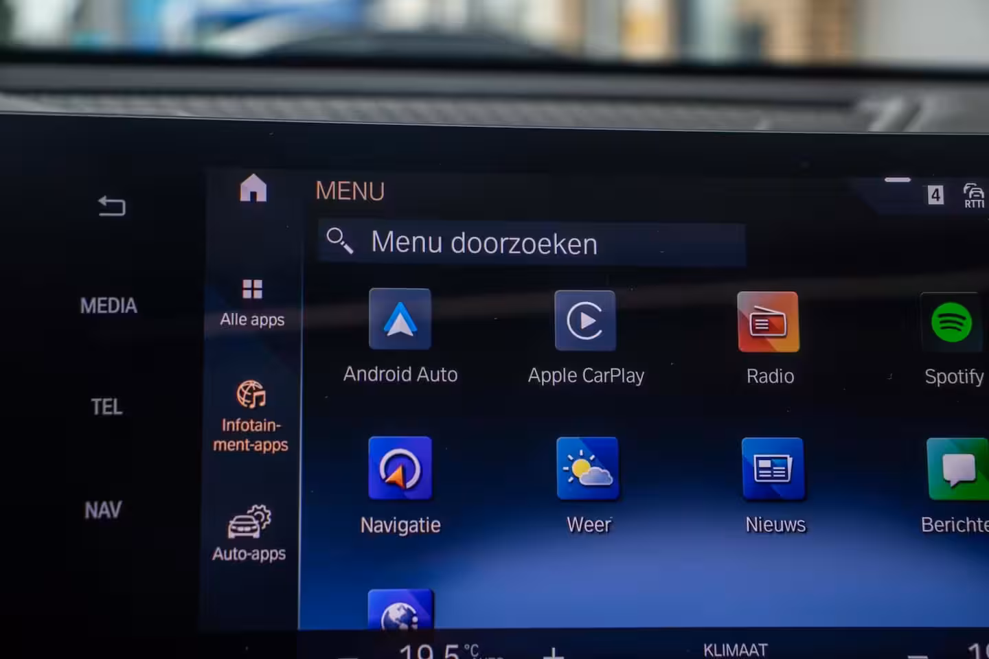 BMW iX1 xDrive30 67 kWh M-Sport Pro, BTW, SOH 96%, Pano