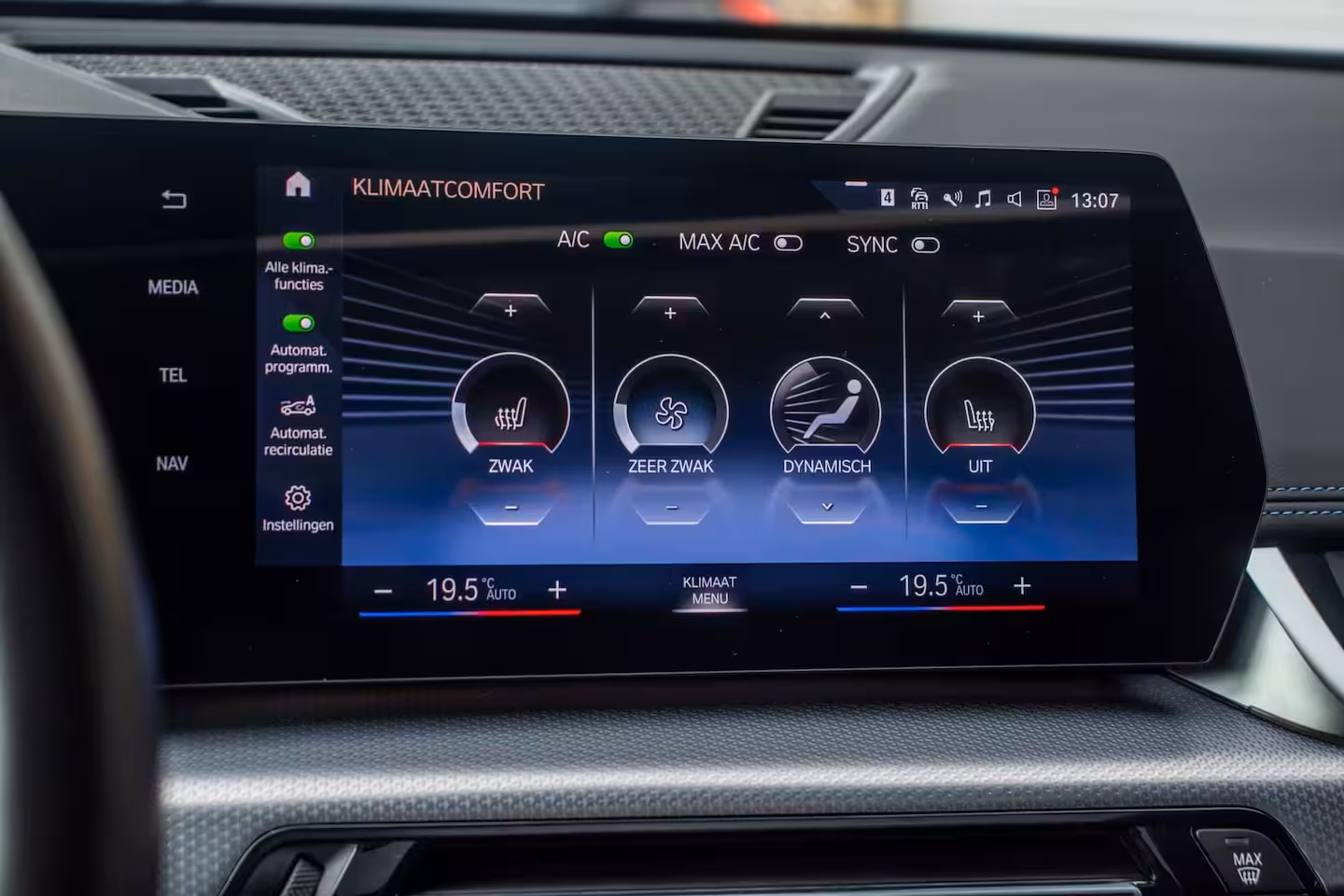 BMW iX1 xDrive30 67 kWh M-Sport Pro, BTW, SOH 96%, Pano