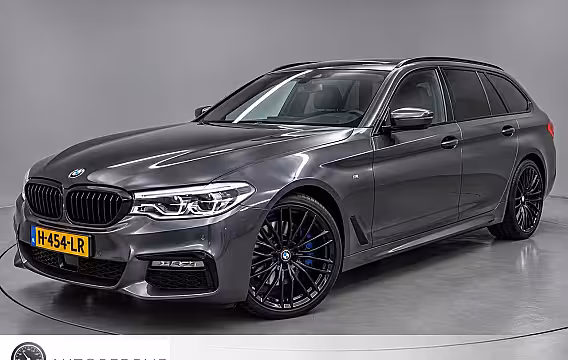 BMW 5-serie Touring 530i High Executive M-Sport | Clima | Adapt. Cruise | Multimedia/Navi | Pano | Leder| PDC