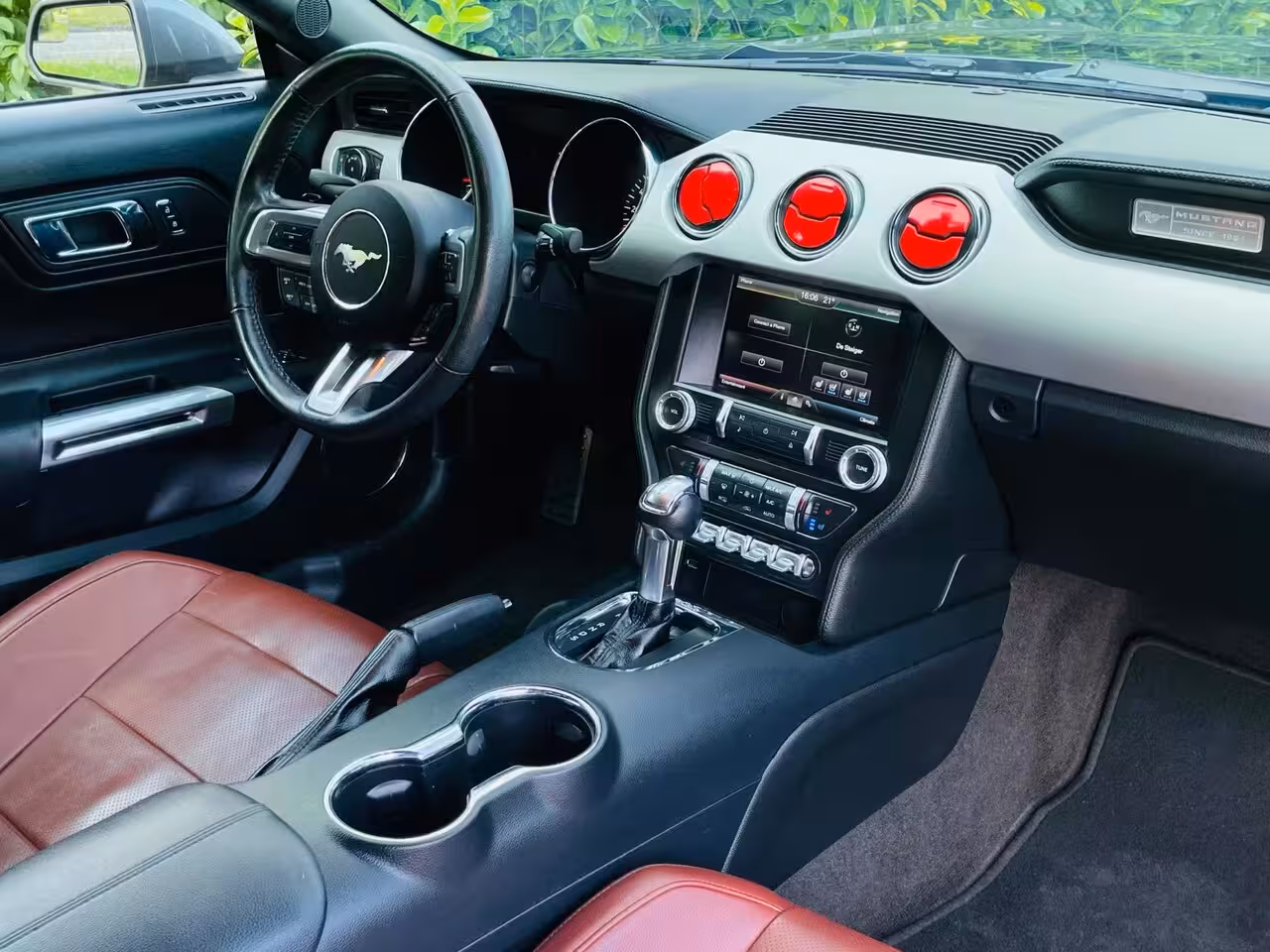 Ford Mustang Fastback 2.3 EcoBoost Premium/Navi/Leer/Automaat