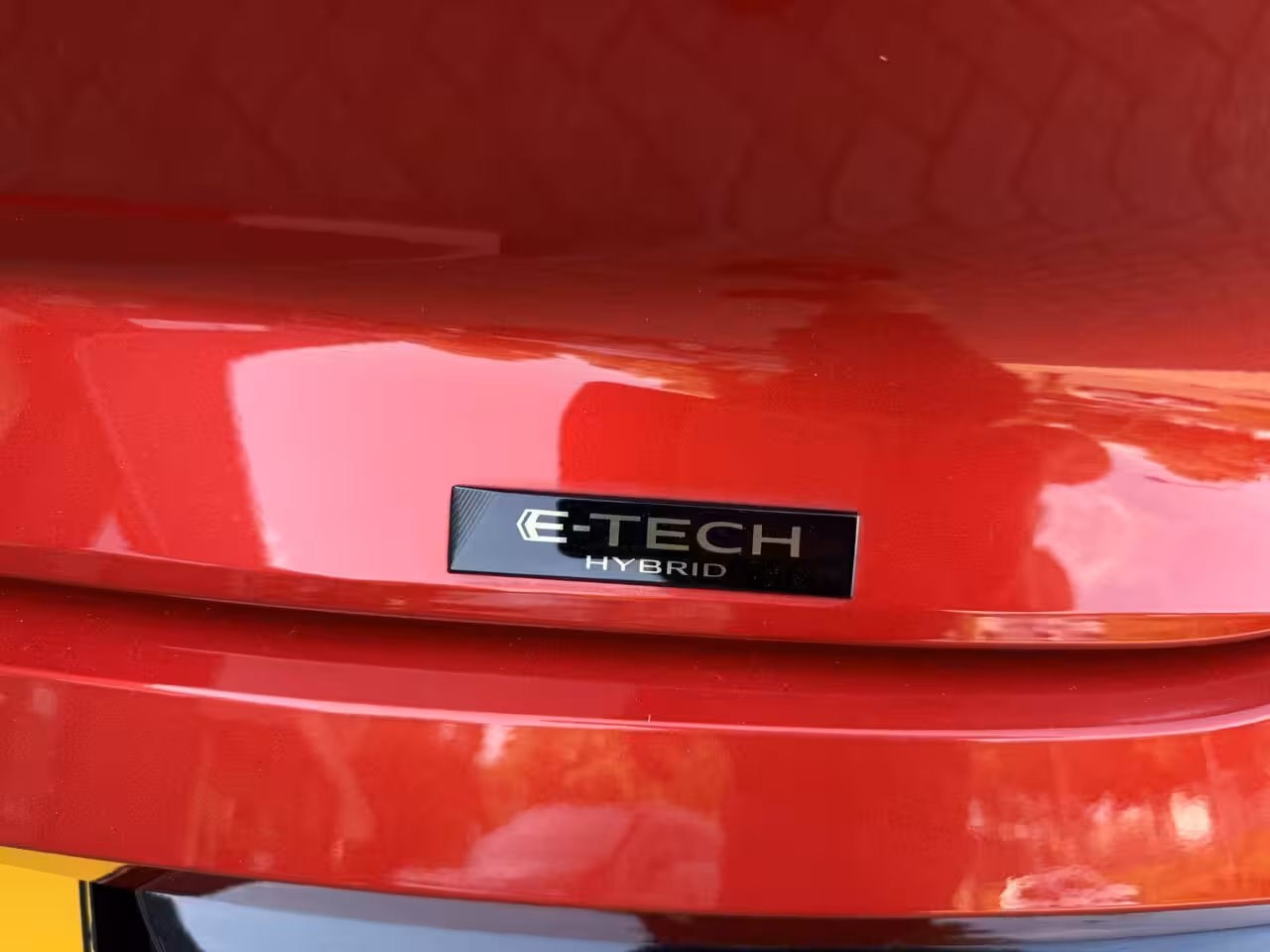 Renault Rafale 1.2 E-Tech full hybrid 200 techno ACHTERASBESTURING