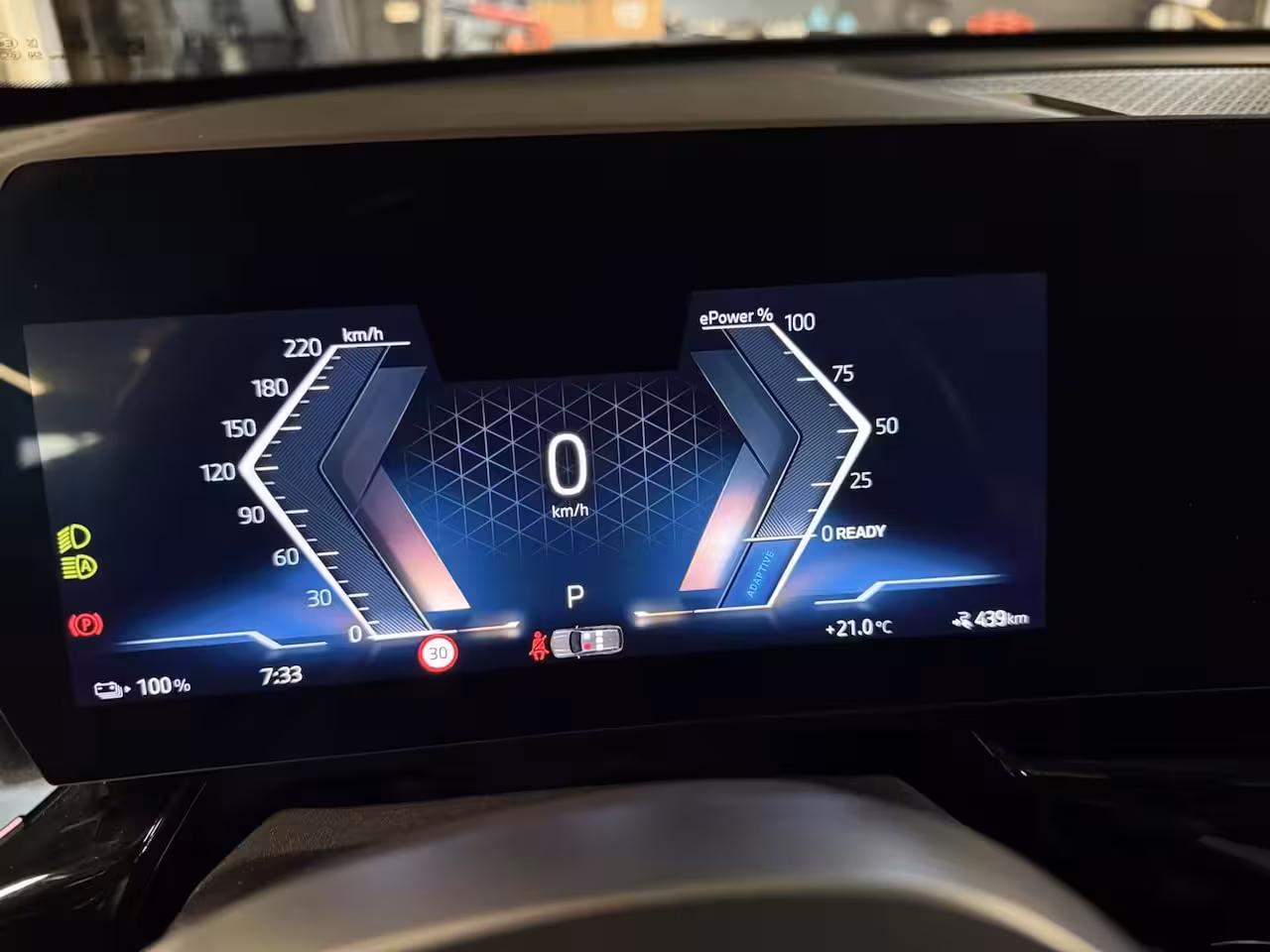 BMW iX1 eDrive20 67 kWh Leder bekleding stoelverwarming
