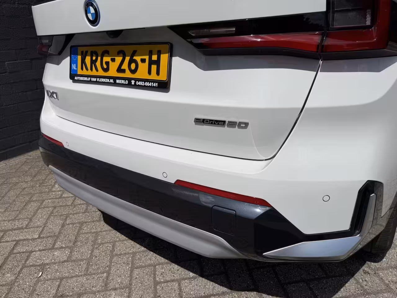 BMW iX1 eDrive20 67 kWh Leder bekleding stoelverwarming