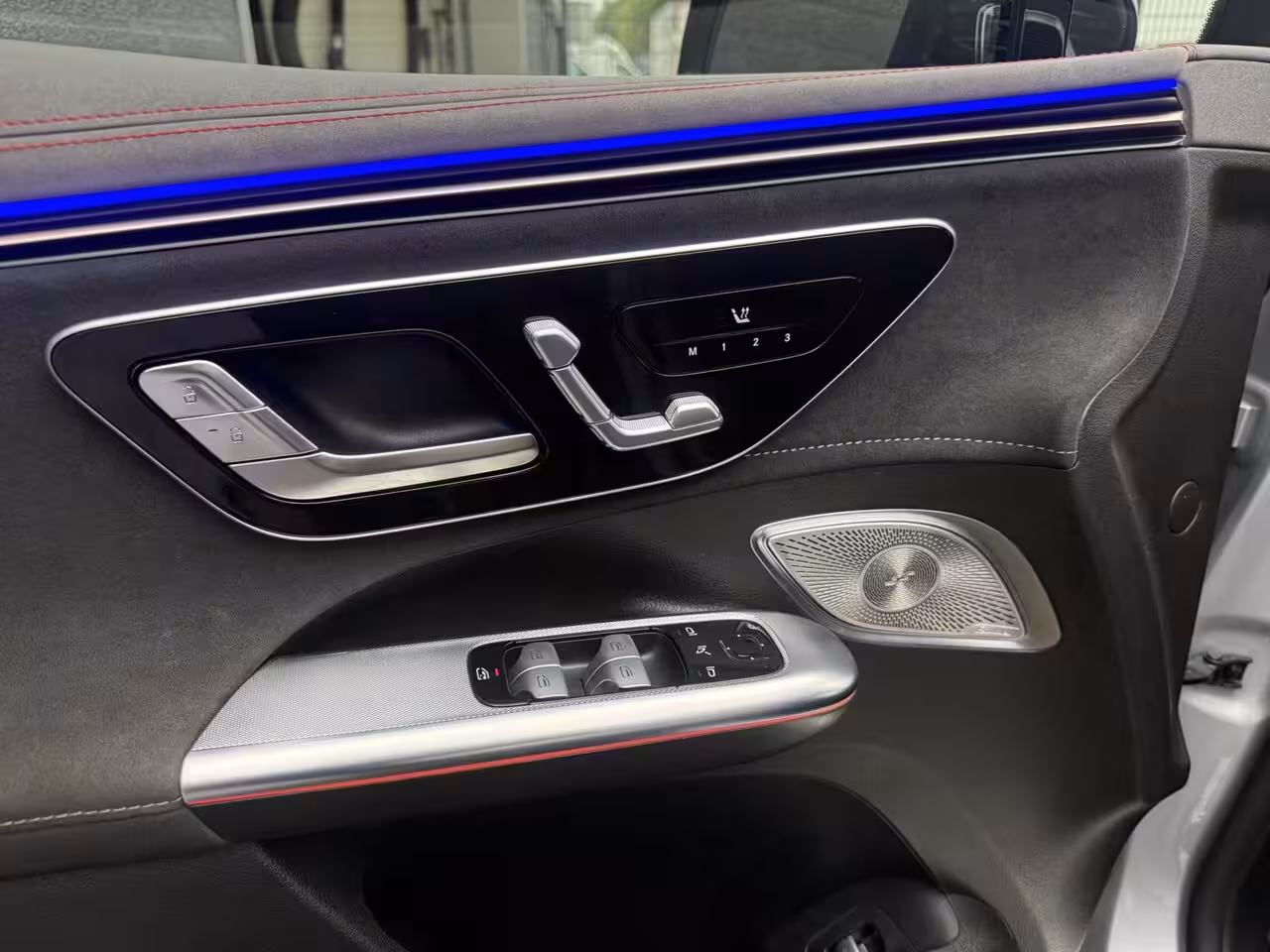 Mercedes-Benz EQE SUV 350 4Matic AMG Line Achterasbesturing 360 Camera