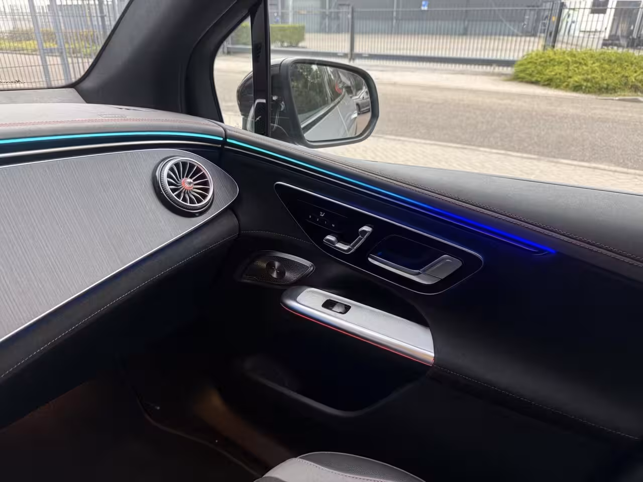 Mercedes-Benz EQE SUV 350 4Matic AMG Line Achterasbesturing 360 Camera