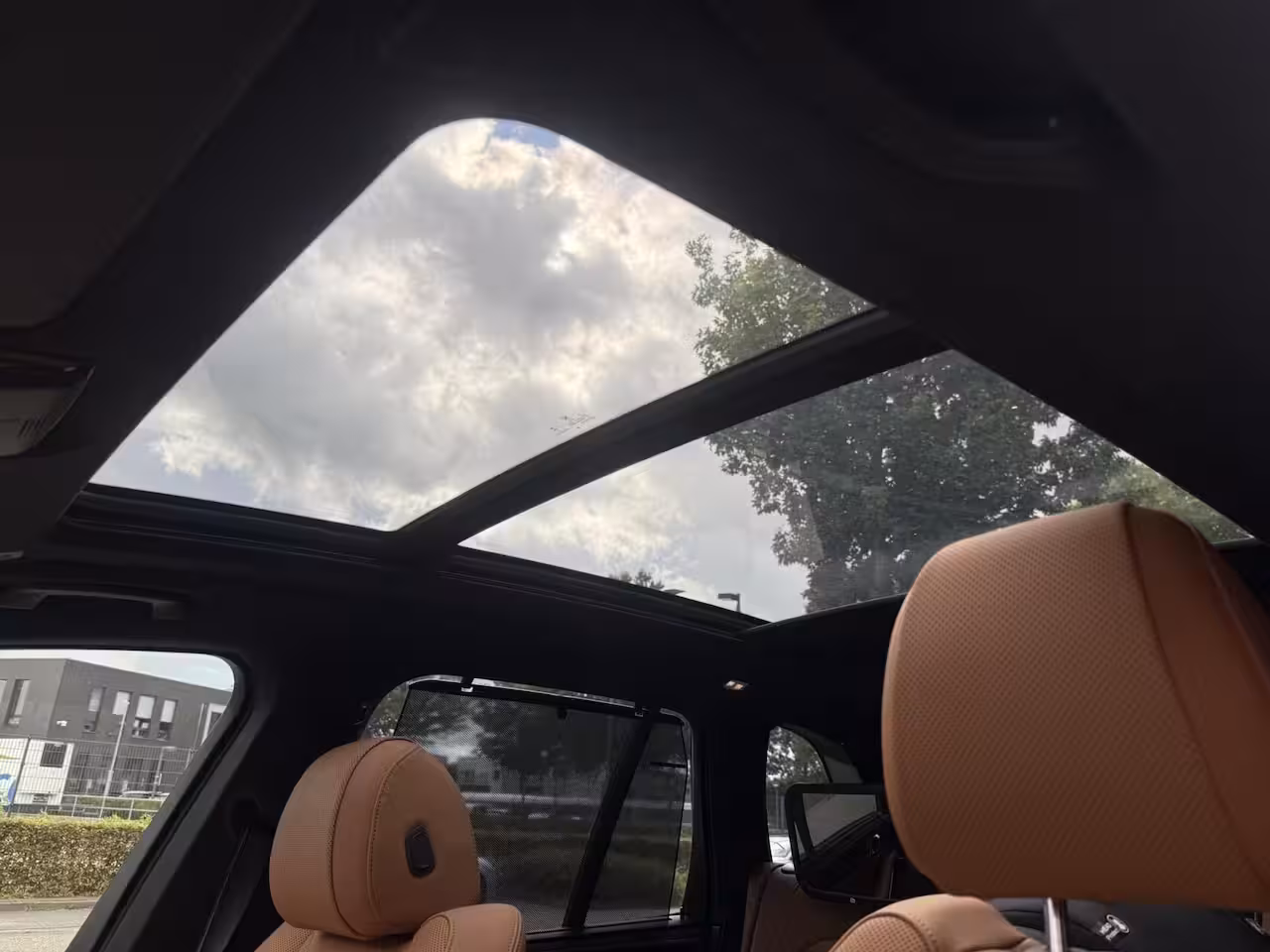 BMW X5 xDrive50e PANO HEAD UP LUCHTVERING