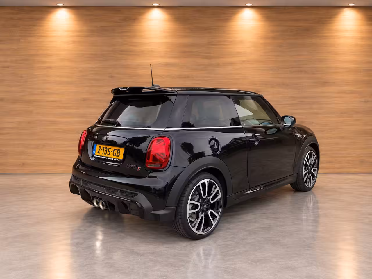 Mini 3-Deurs 2.0 Cooper S Rockingham GT Edition J WORKS