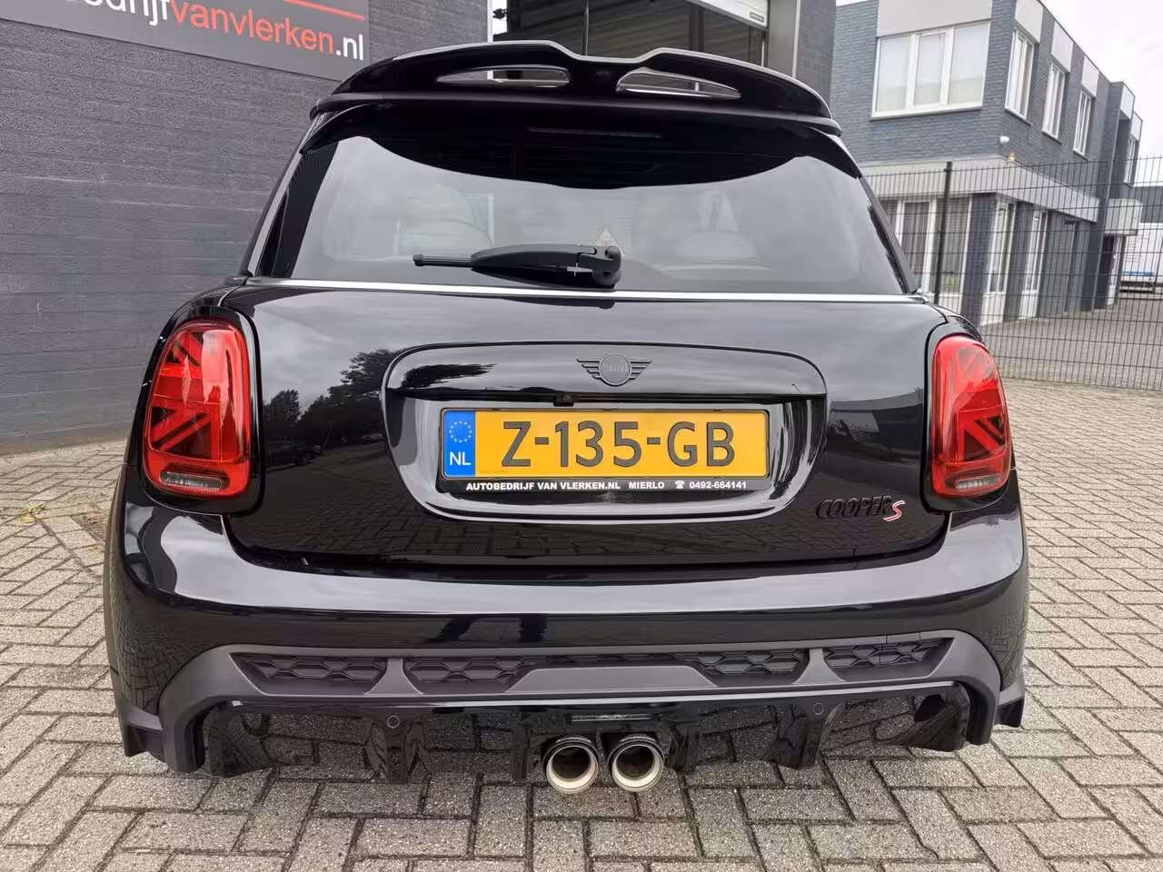 Mini 3-Deurs 2.0 Cooper S Rockingham GT Edition J WORKS