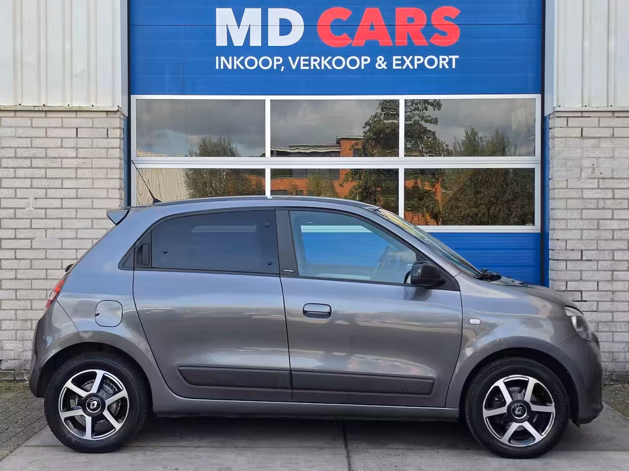 Renault Twingo 1.0 SCe Limited AIRCO/CR CONTROL/TREKHAAK/NAP