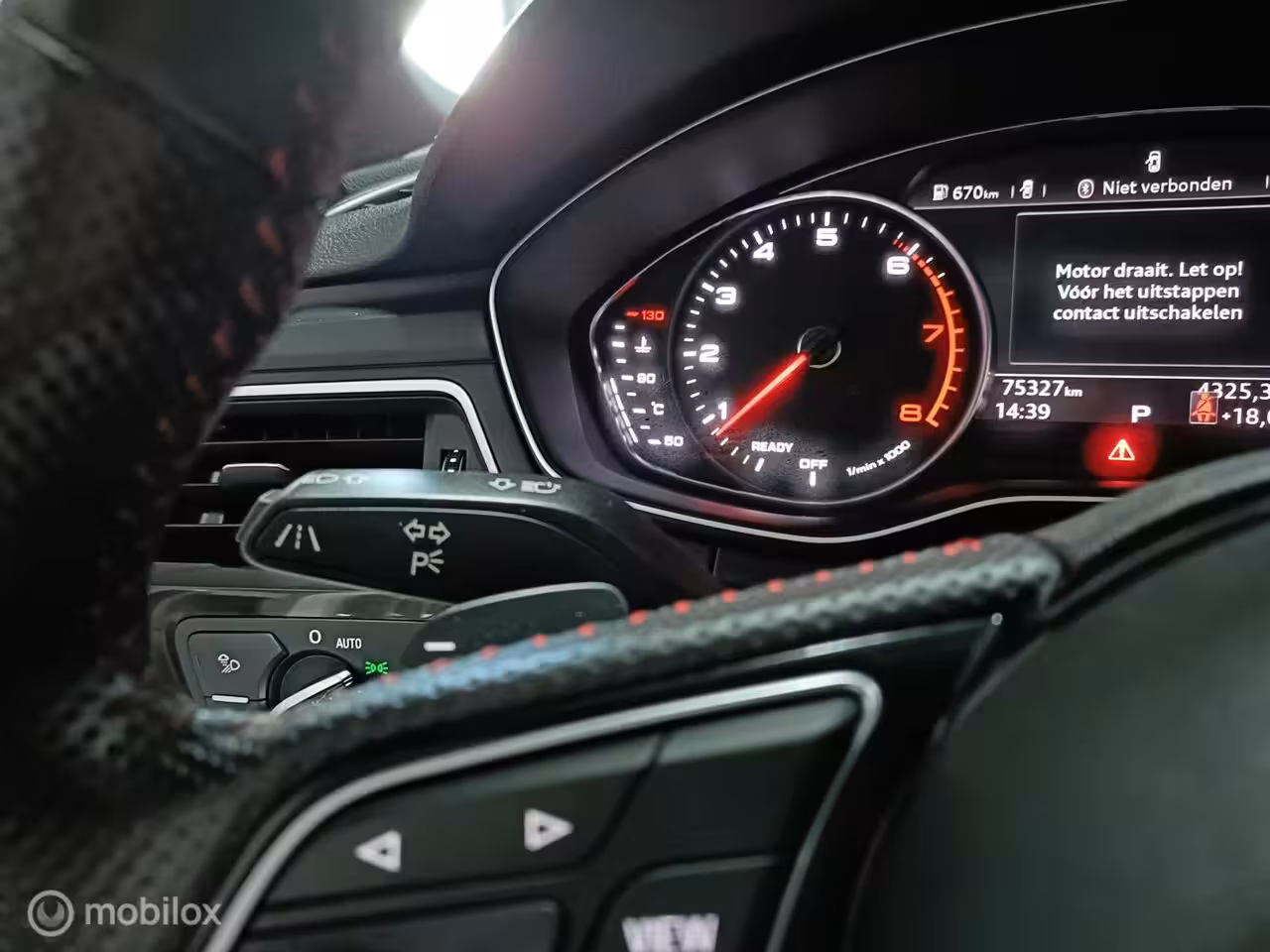 Audi A4 Avant 150 PK S-TRONIC s line LEER VELGEN CRUISE CLIMATRONIC STOELVERW. LED XENON