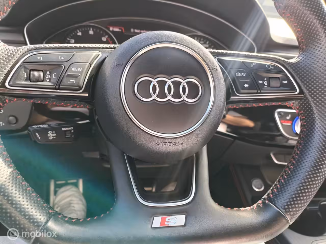 Audi A4 Avant 150 PK S-TRONIC s line LEER VELGEN CRUISE CLIMATRONIC STOELVERW. LED XENON