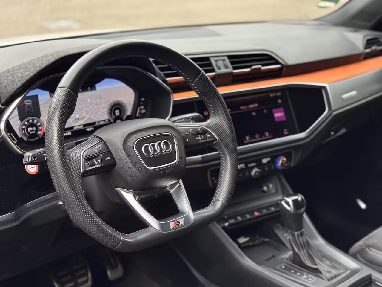 Audi Q3 40 TFSI quattro S-Line Led, Camera, Carplay, ACC, LM