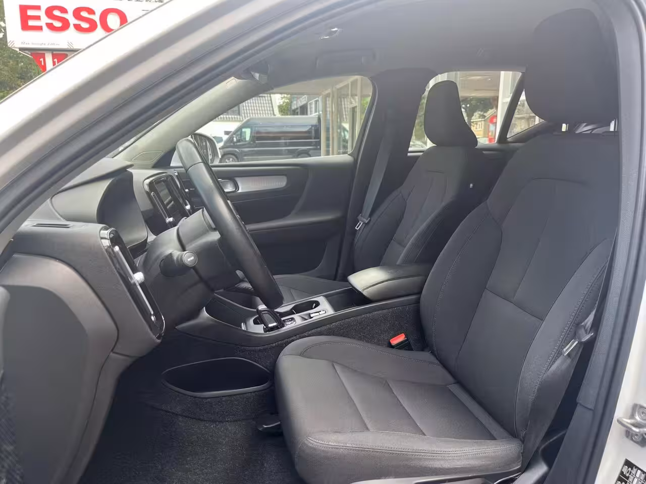 Volvo XC40 1.5 T5 Twin Engine Momentum Pro