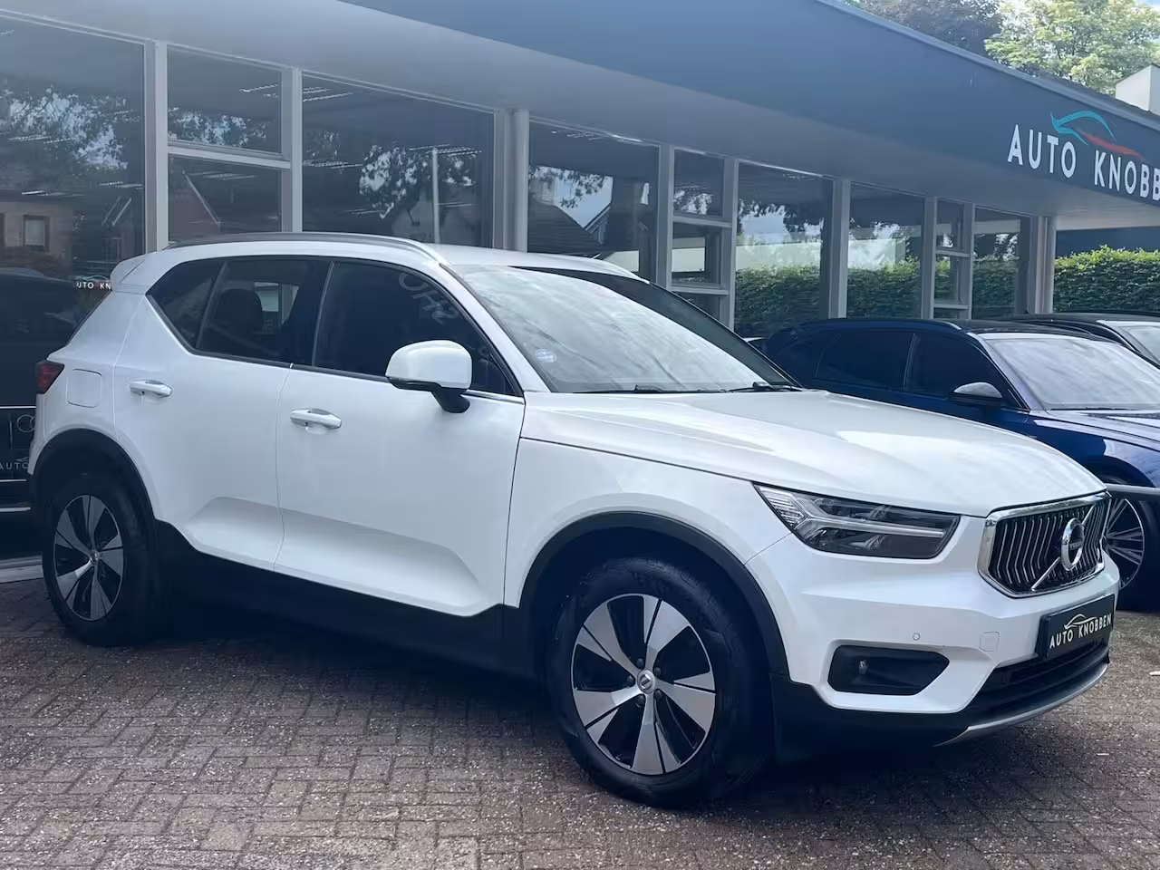 Volvo XC40 1.5 T5 Twin Engine Momentum Pro