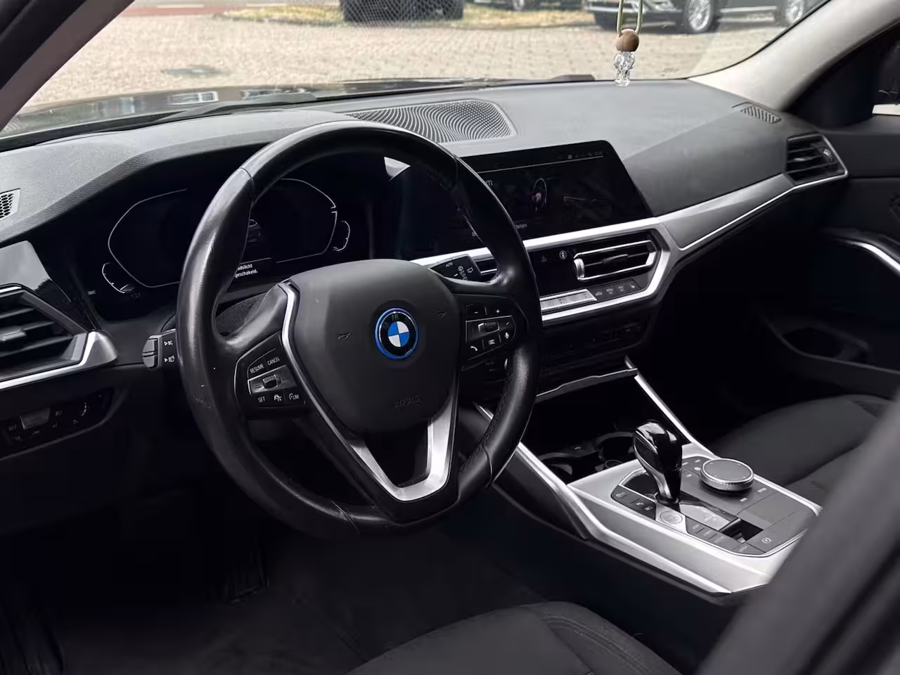 BMW 3-serie Touring 330e Laser Led, Head-Up, ACC, Trekhaak, Pdc, LM