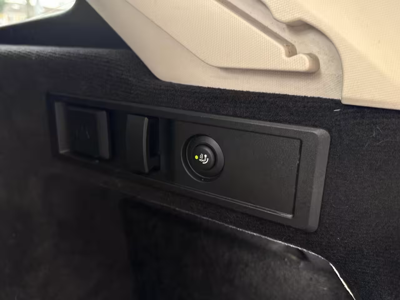 BMW 3-serie Touring 330e Laser Led, Head-Up, ACC, Trekhaak, Pdc, LM