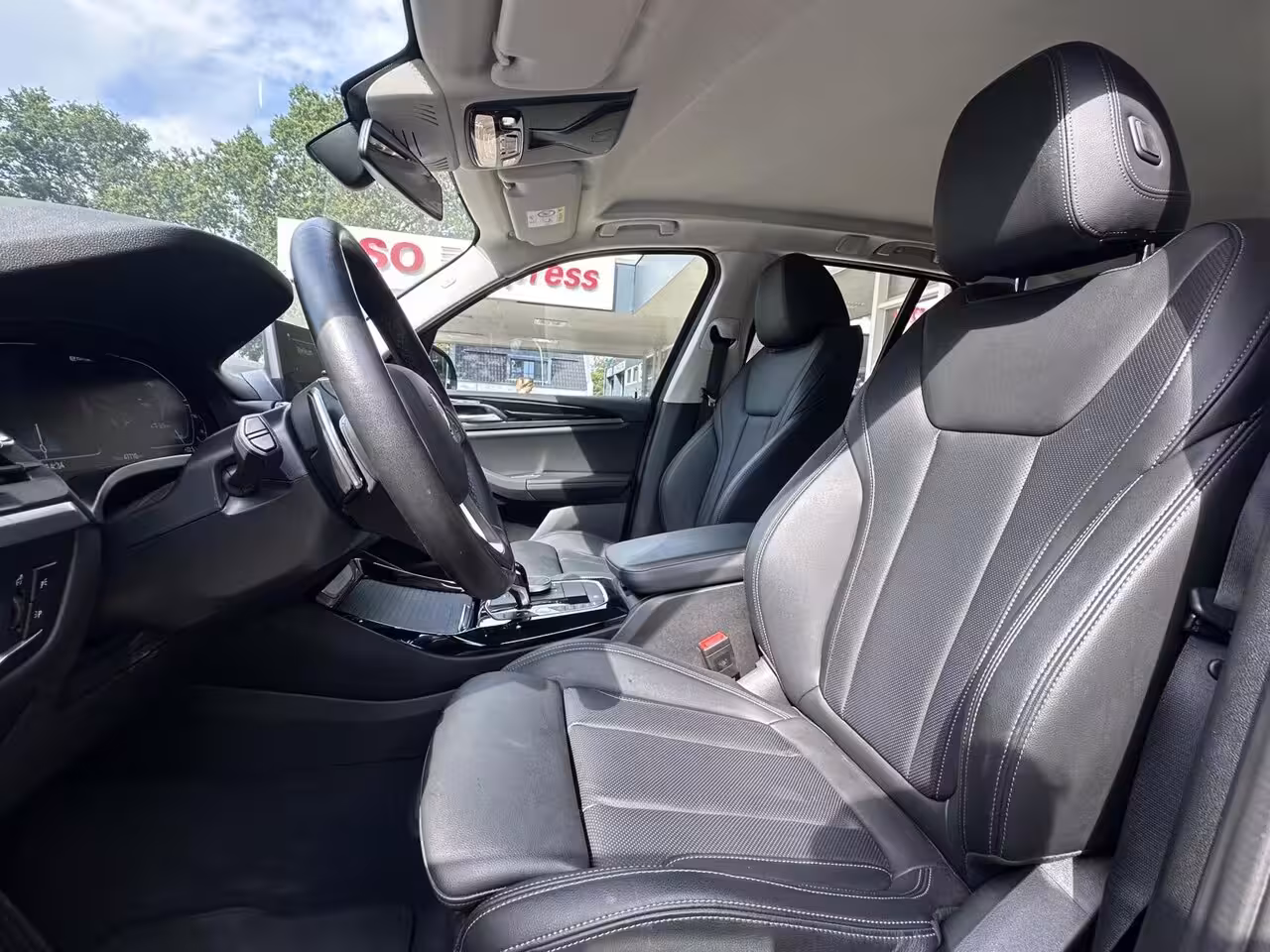 BMW X3 xDrive30e Business Edition Plus Climat control, Camera, Carplay, Bluetooth, LM