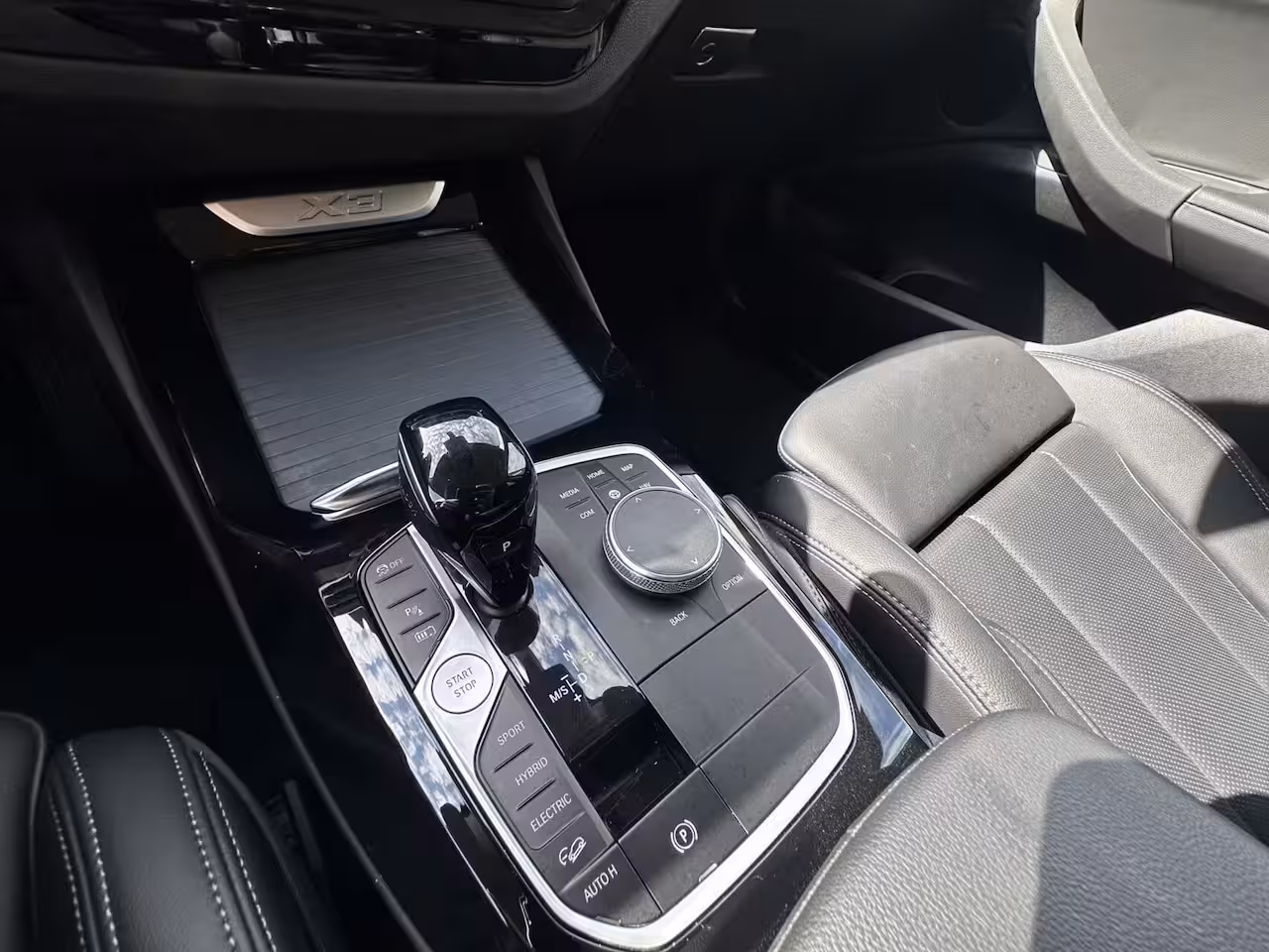 BMW X3 xDrive30e Business Edition Plus Climat control, Camera, Carplay, Bluetooth, LM