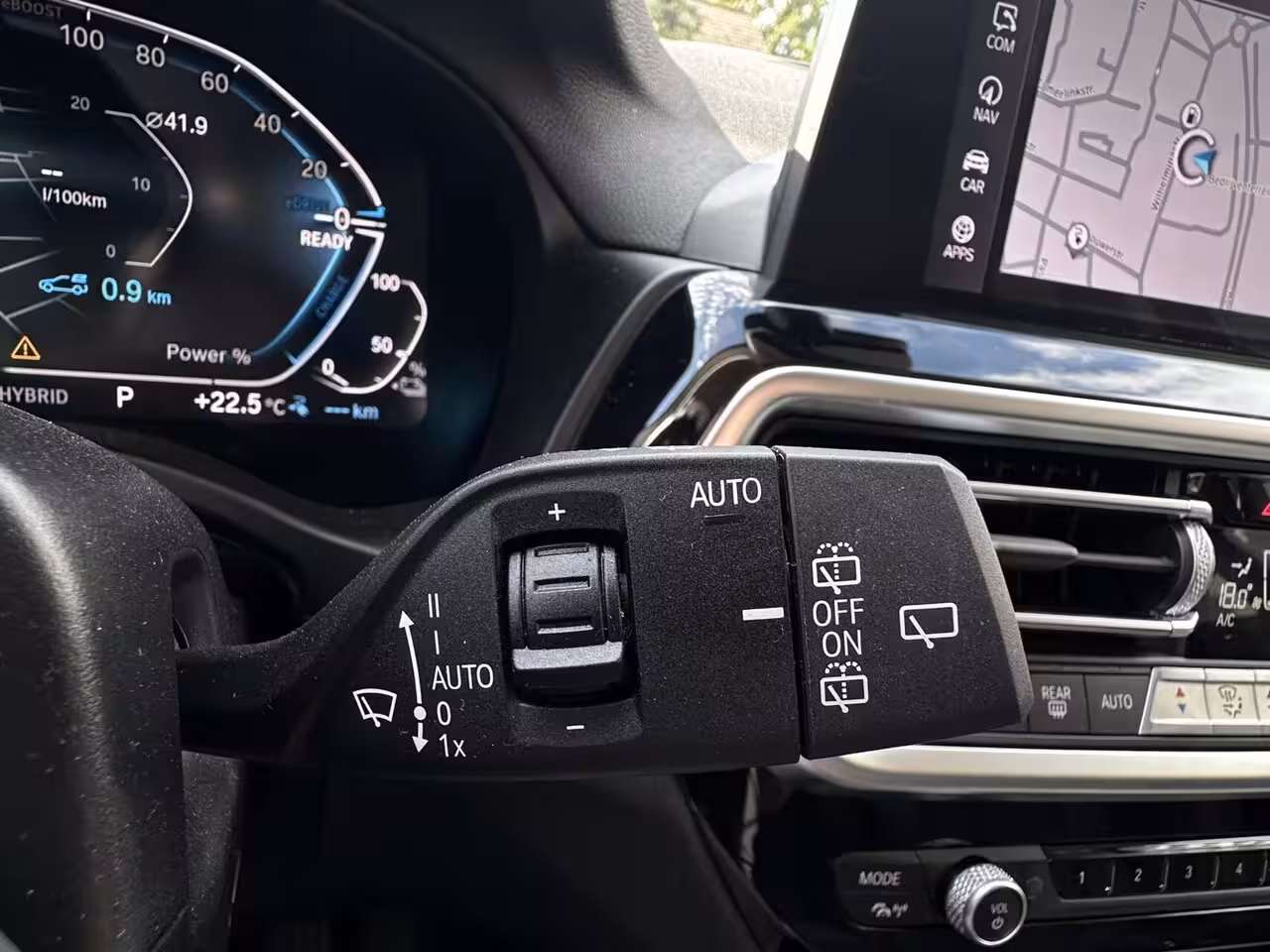 BMW X3 xDrive30e Business Edition Plus Climat control, Camera, Carplay, Bluetooth, LM