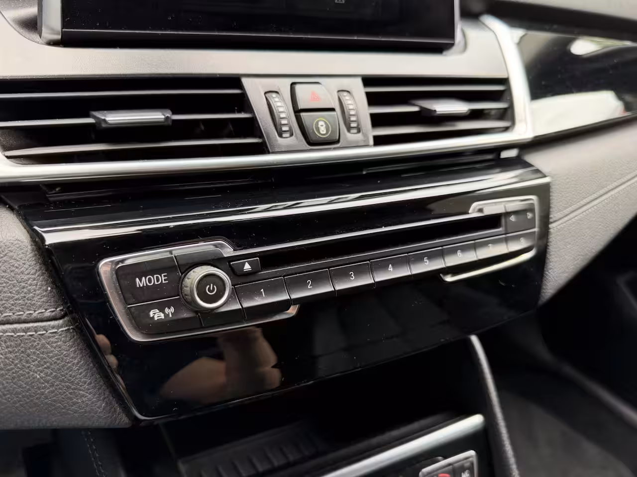 BMW 2-serie Active Tourer 225xe iPerformance Climat, Bluetooth, Navi, LM