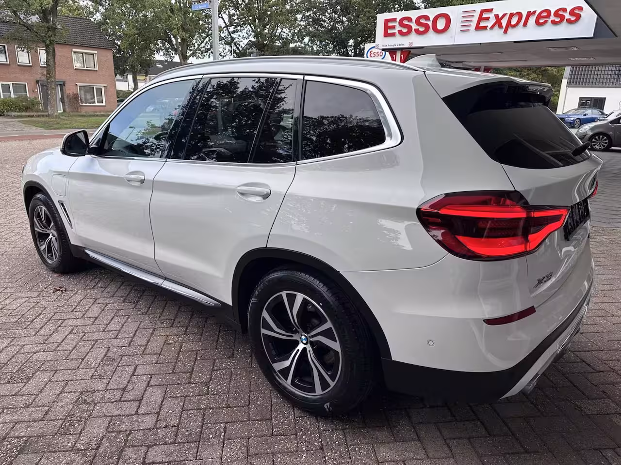 BMW X3 xDrive30e Luxury Line Led, 360 Camera, Head-Up, Leer