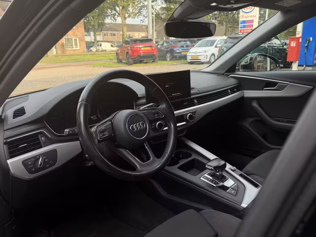 Audi A4 Avant 40 TFSI Launch edition Sport Trekhaak, Climat, LM