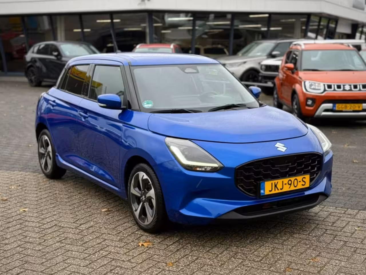 Suzuki Swift 1.2 STYLE SMART HYBR. KEYLESS ECC CAMERA NAVI ADD. CRUISE