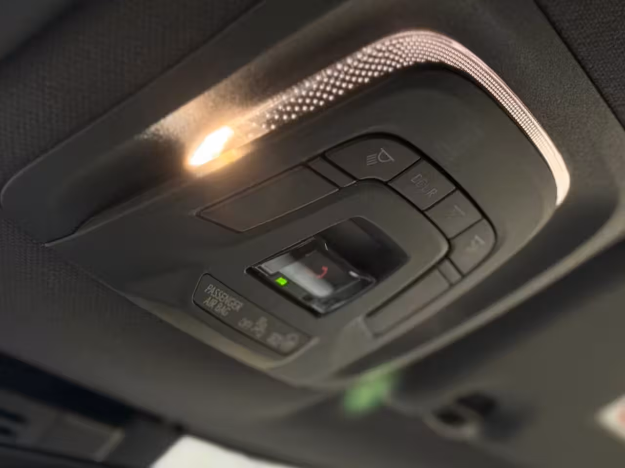 Suzuki Swace 1.8 HYBRID A/T SELECT
