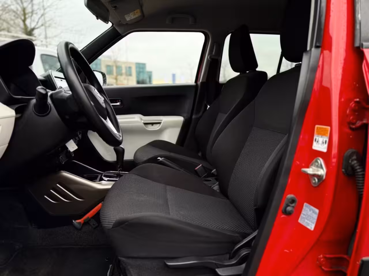 Suzuki Ignis 1.2 SELECT A/T NL-AUTO CAMERA CARPLAY AIRCO garantie tot 2030